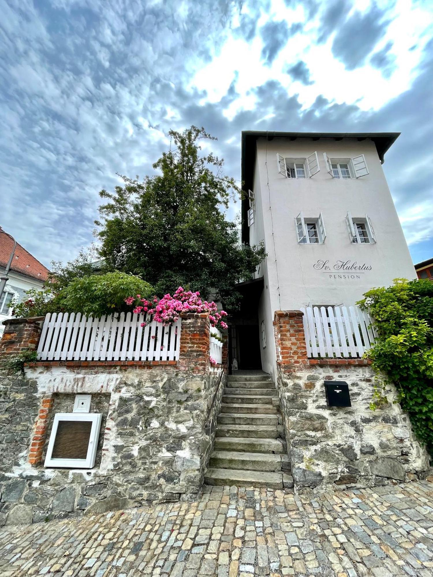 מלון Český Krumlov Sv. Hubertus מראה חיצוני תמונה